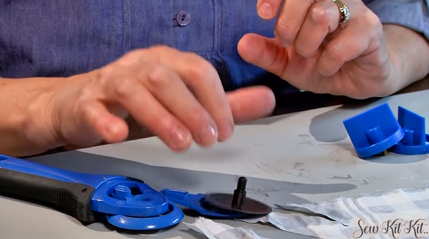 How to Sharpen a Rotary Cutter Blades 7